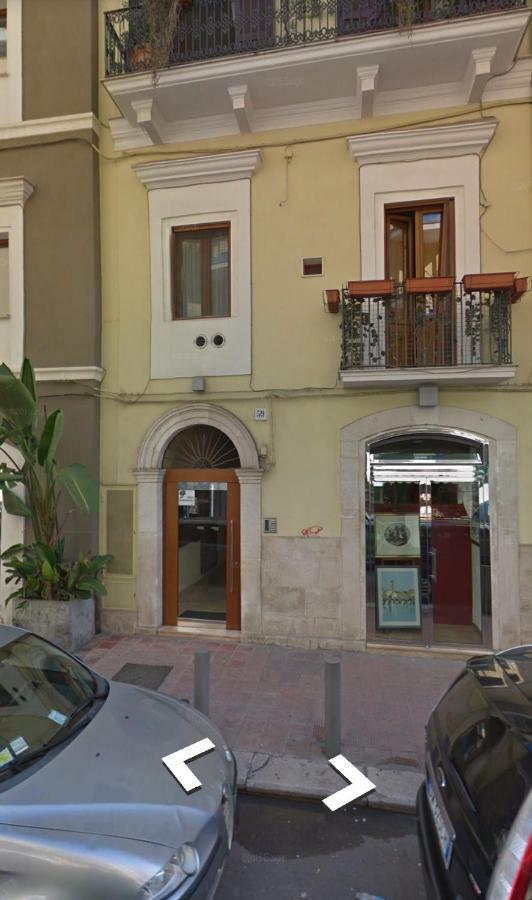 Melo Accommodations Apartment Abbrescia Bari Zewnętrze zdjęcie